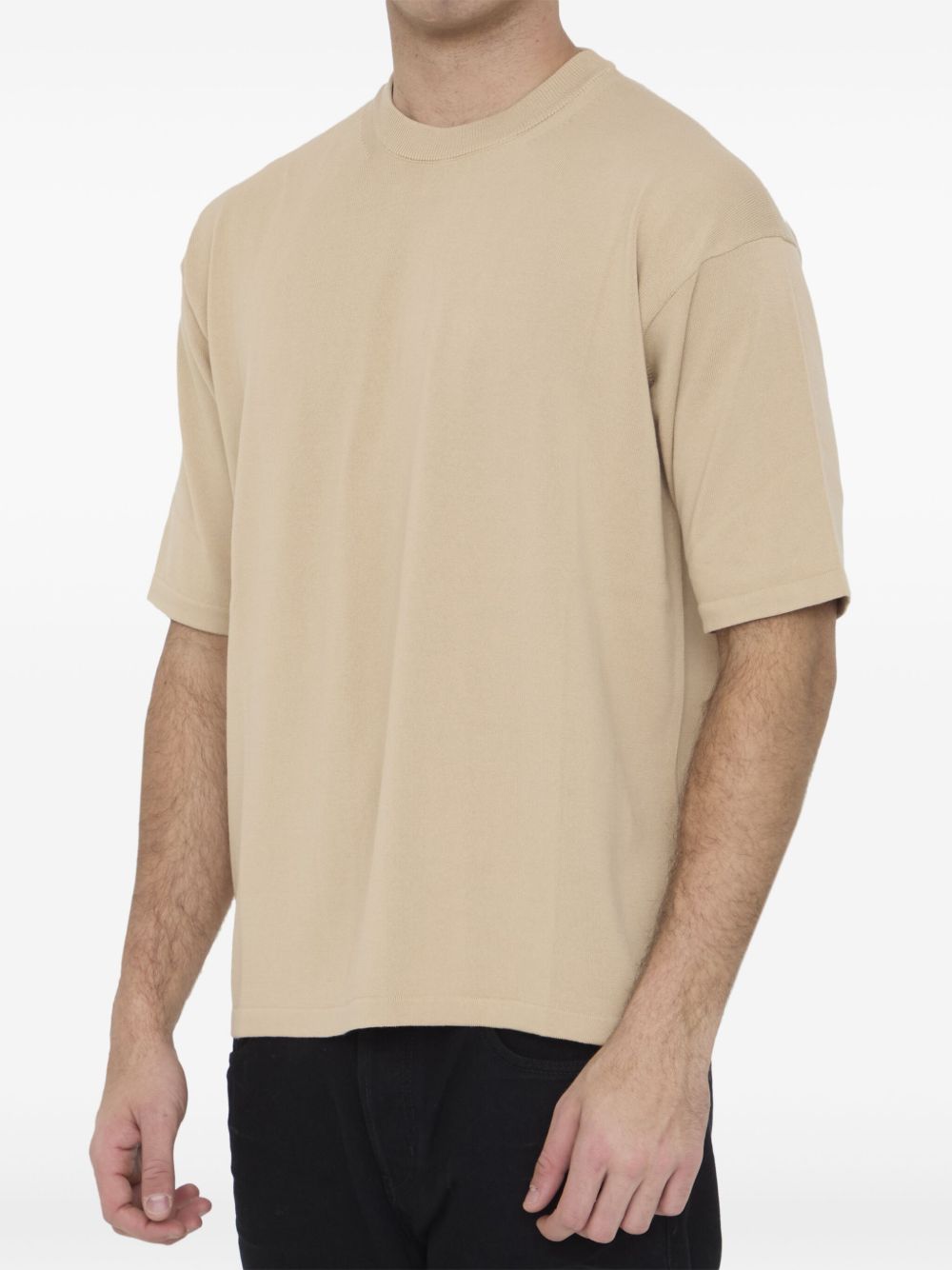 Roberto Collina Katoenen T-shirt met verlaagde schouders - Beige