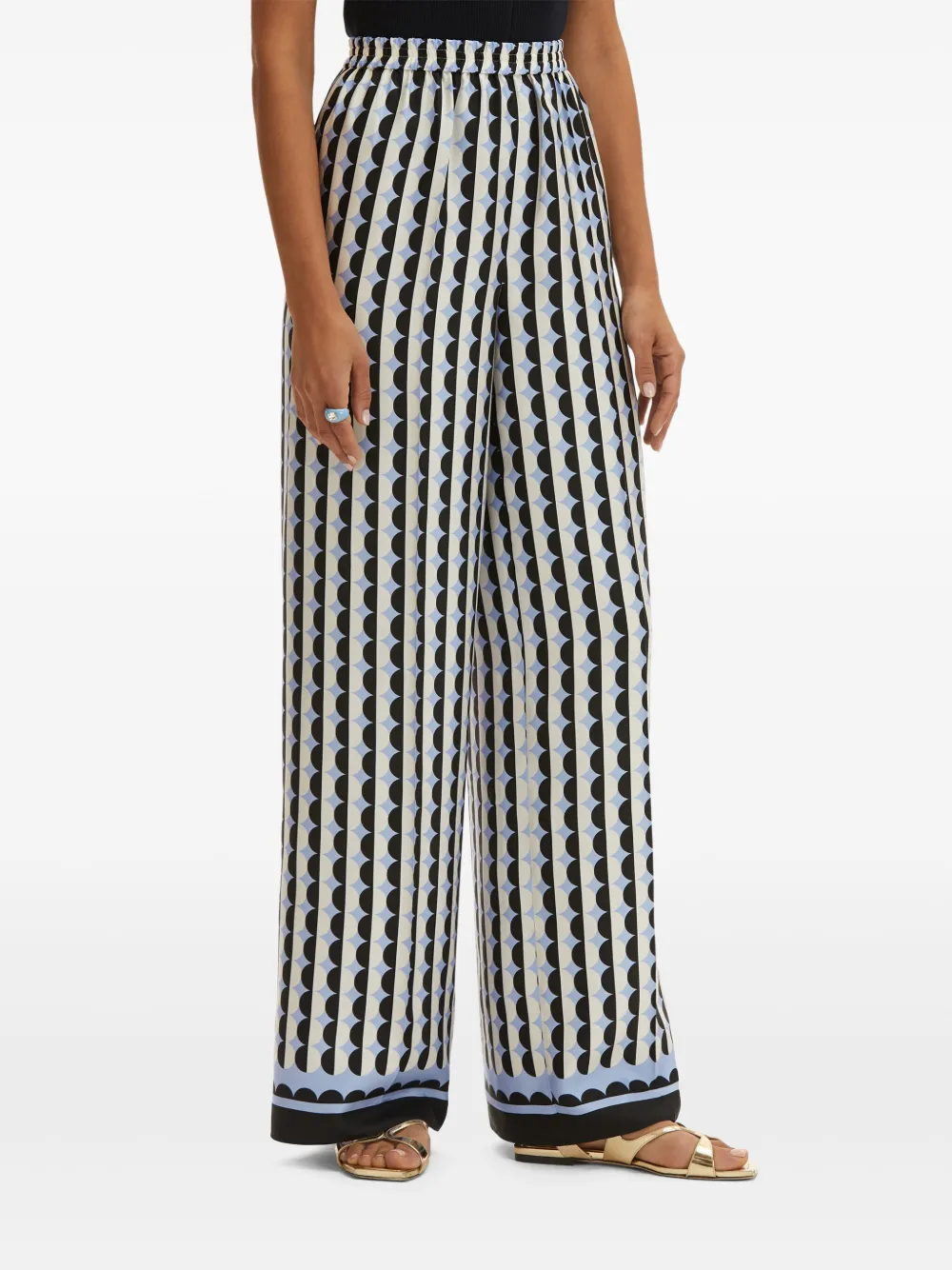 Shop Oscar De La Renta Geometric Pattern Trousers In Black