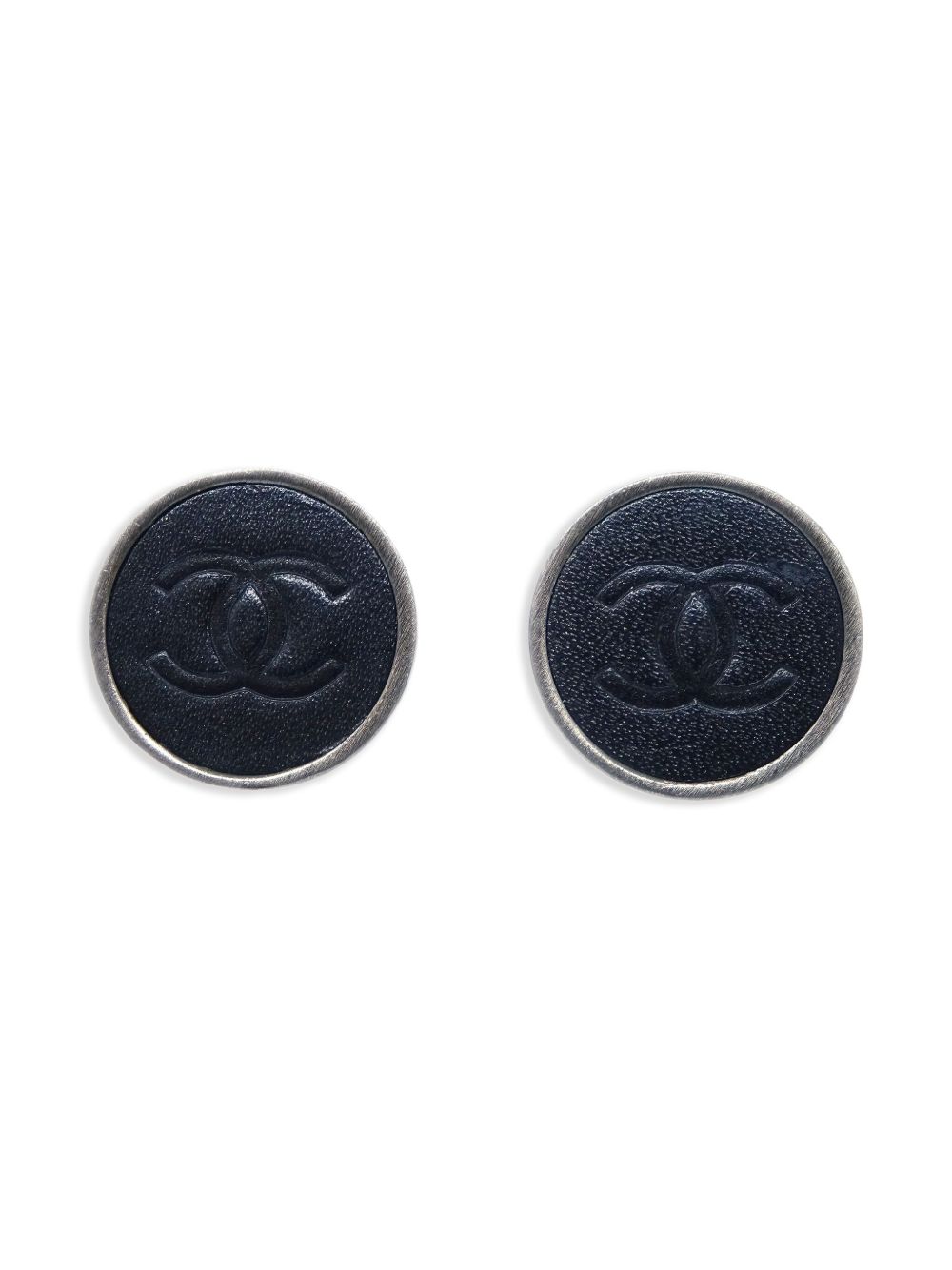 Pre-owned Chanel 2008 Cc Button Clip-on Earrings In Silver