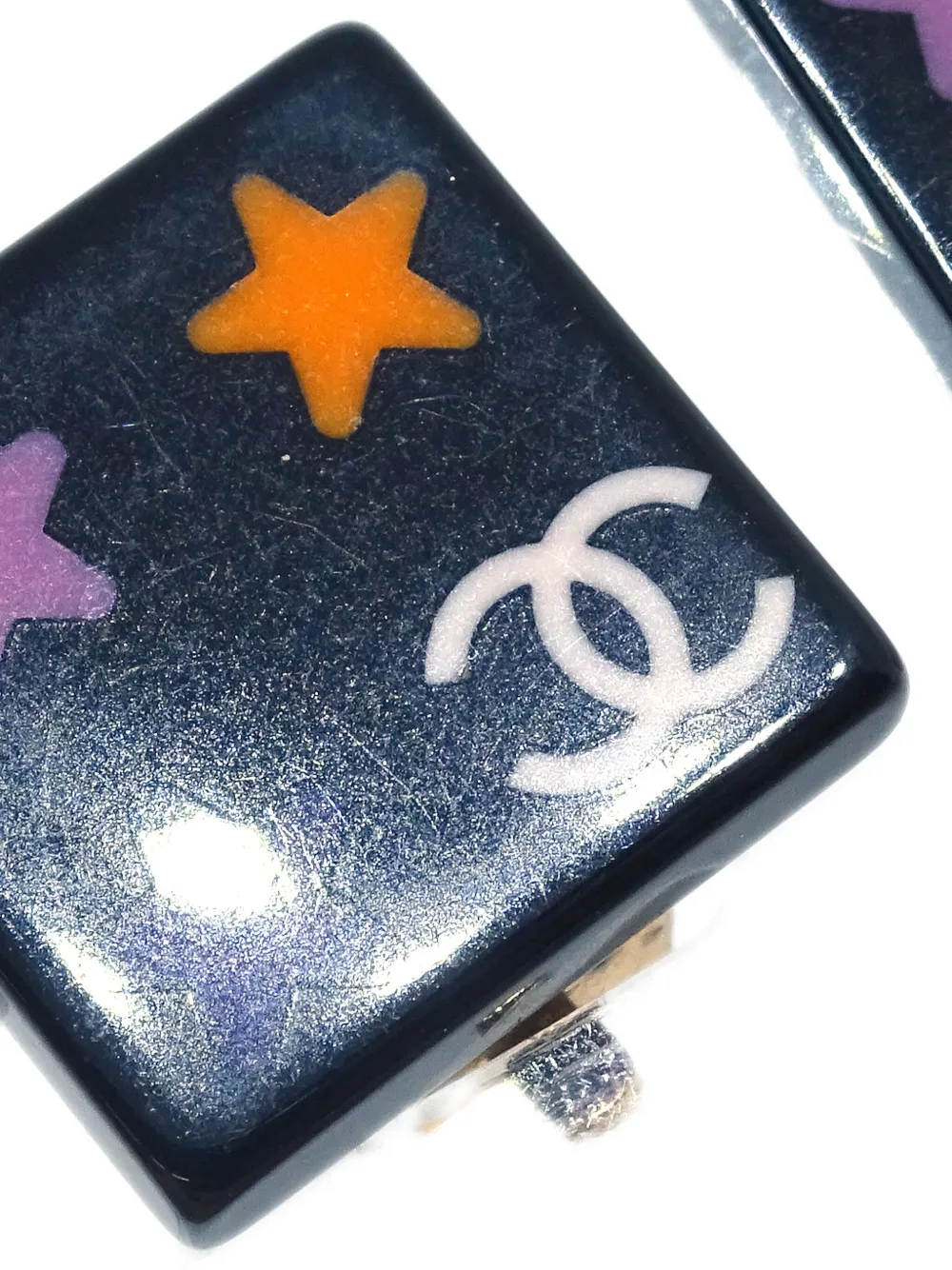 Pre-owned Chanel 2005 Square Clip-on Earrings In Black