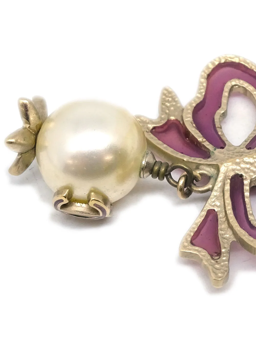 Pre-owned Chanel 2005 Faux-pearl Bow Necklace In Gold