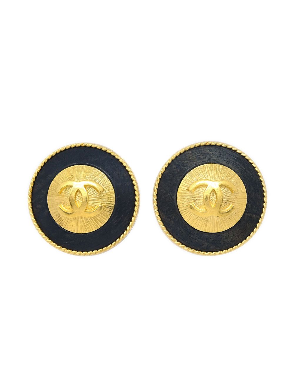 Pre-owned Chanel 1994 Cc Button Clip-on Earrings In Gold