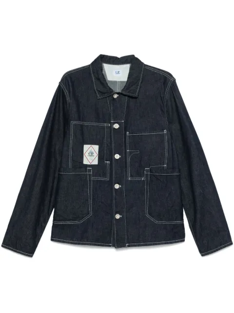 C.P. Company Jaqueta jeans com patch de logo