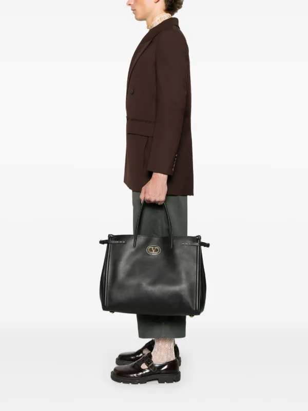 Valentino Garavani Medium Antibes Tote Bag | Black | FARFETCH CA