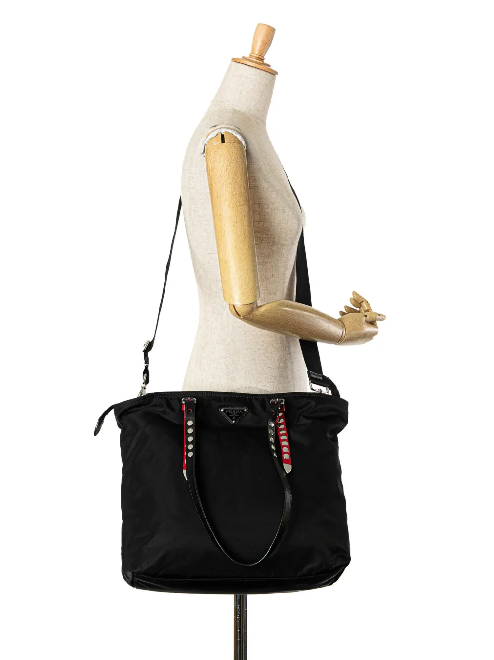 Prada Pre-Owned 2013-2024 Studded Tessuto New Vela satchel - Zwart