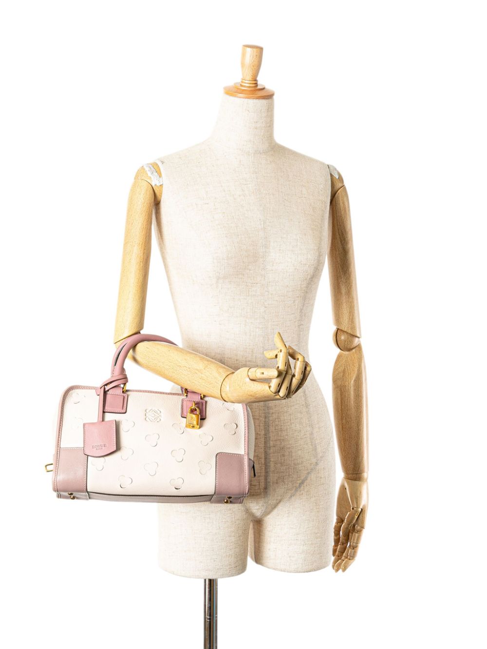 Pre-owned Loewe Amazona Cherry Blossom 28 皮质手提包（2020-2024年典藏款） In White