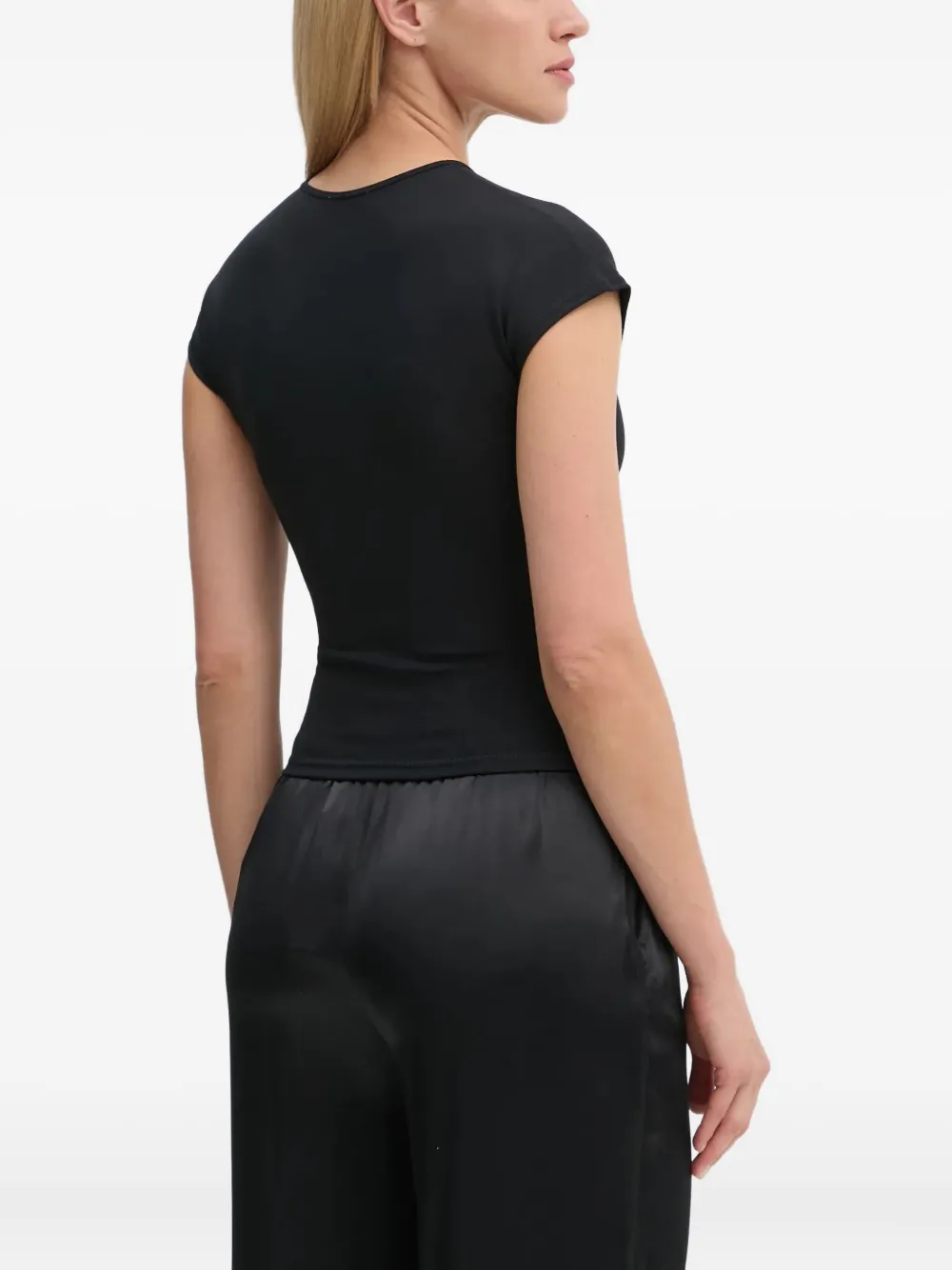 By Malene Birger Venazia top met V-hals en logo Zwart