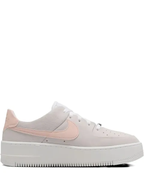Nike tenis Air Force 1 Sage Low "Guava Ice"