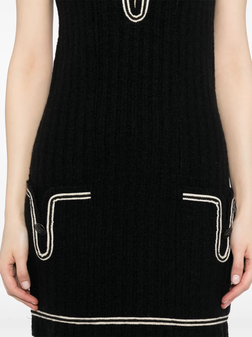 Pre-owned Chanel 2007 Sleeveless Dress In Black