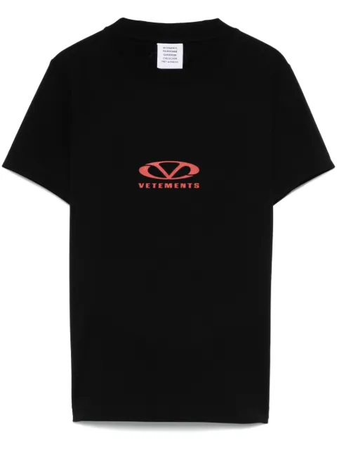 VETEMENTS logo-print T-shirt      