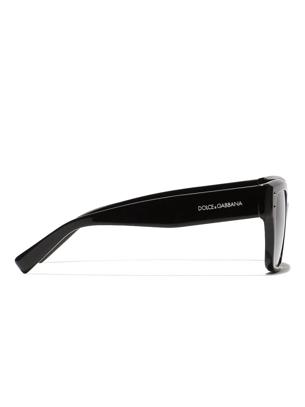 Dolce & Gabbana Sharped Sunglasses In Black