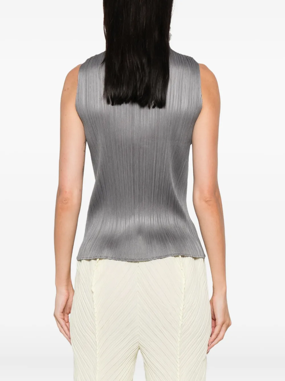 Pleats Please Issey Miyake Basics pleated sleeveless top Grijs