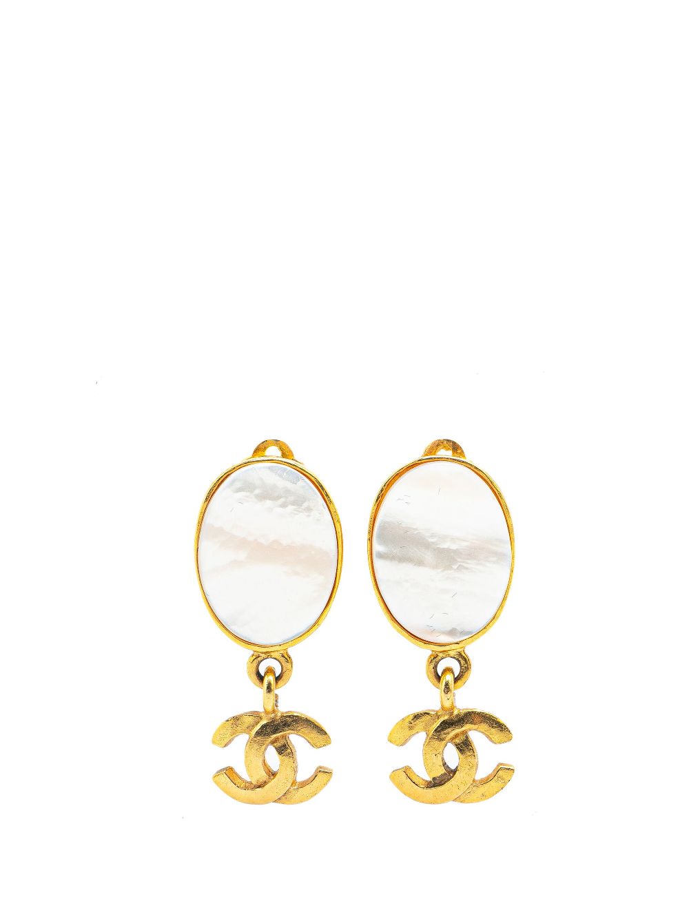 CHANEL Pre-Owned 1995 Gold Plated Oval Mother of Pearl CC Drop Clip On Earrings costume earrings - White