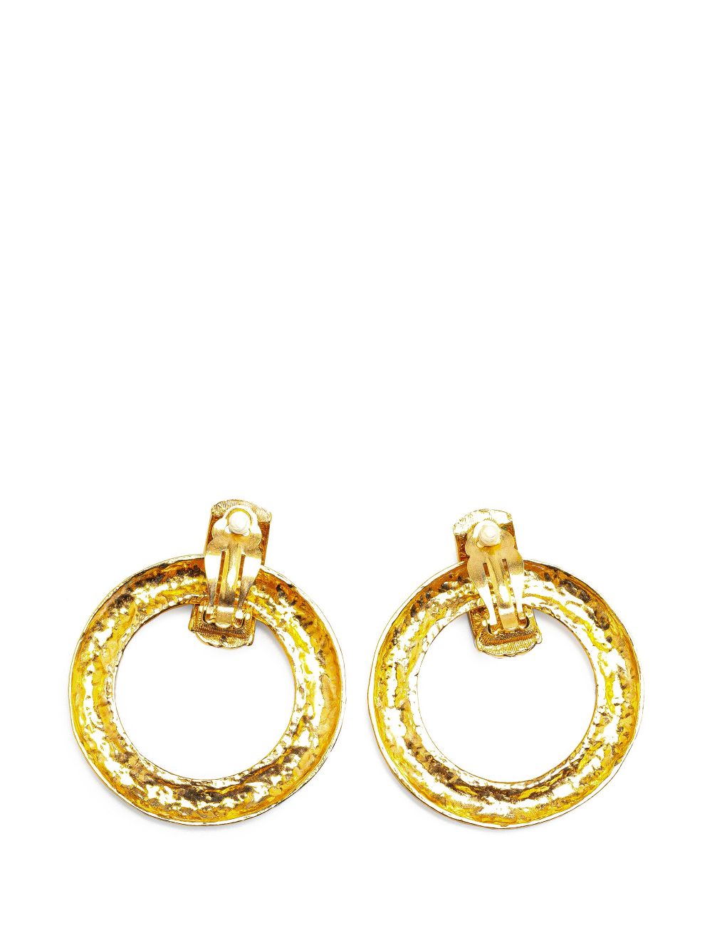 CHANEL Pre-Owned 1970-1980 Gold Plated Quilted Circle Drop Clip On Earrings costume earrings