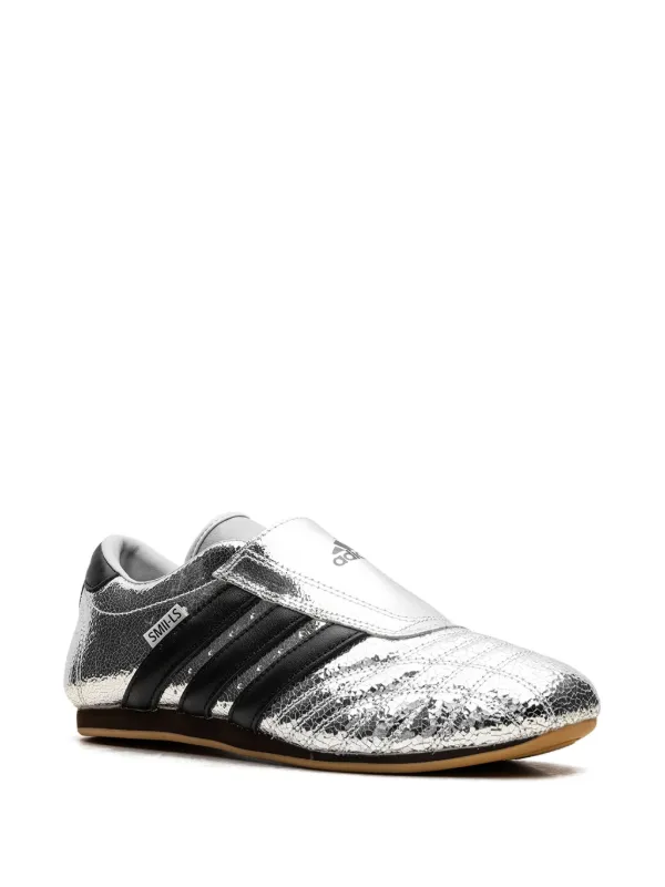 Adidas Taekwondo “Silver Metallic Black” スニーカー
