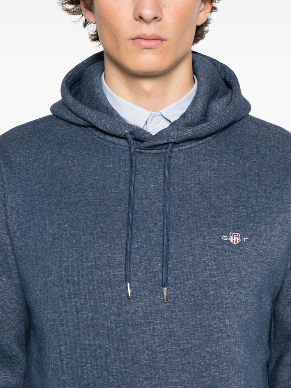 GANT EMBROIDERED-LOGO HOODIE