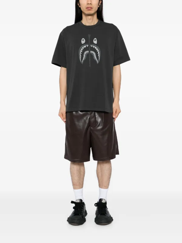 A BATHING APE® ロゴ Tシャツ | ブラック | FARFETCH JP