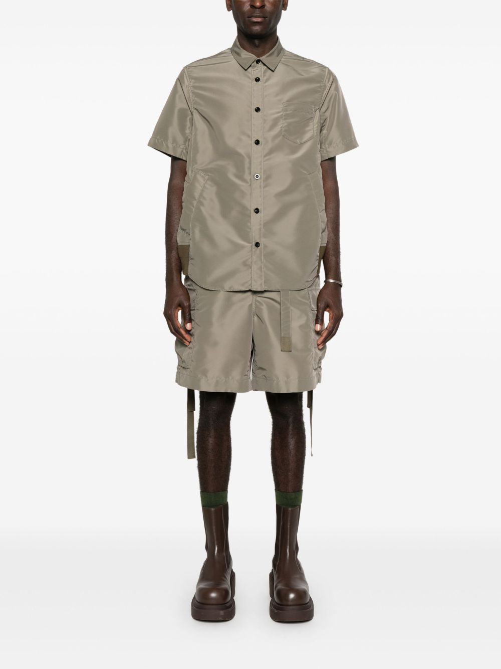 Sacai belted shorts - Groen