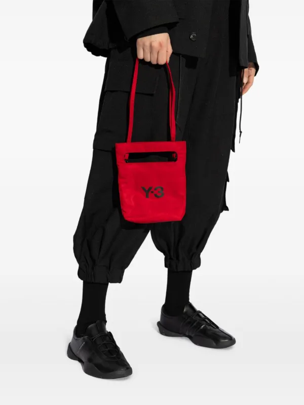 【希少カラー！】Y-3 メッセンジャーバッグ　多ポケット！　赤　レッド　y2k 2025年最新】Y-3 メッセンジャーバッグの人気アイテム - メルカリ