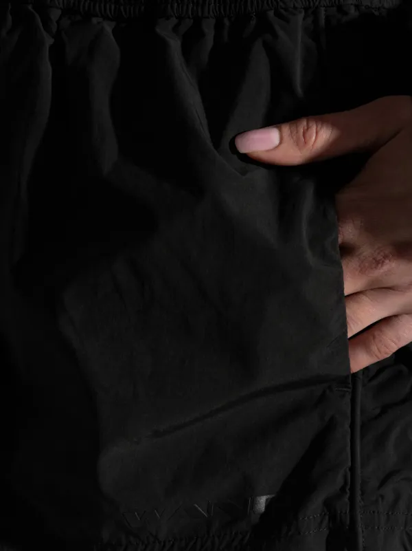 alexanderwang ブラック ロゴショートパンツ Alexander Wang ロゴ ショートパンツ | ブラック | FARFETCH JP