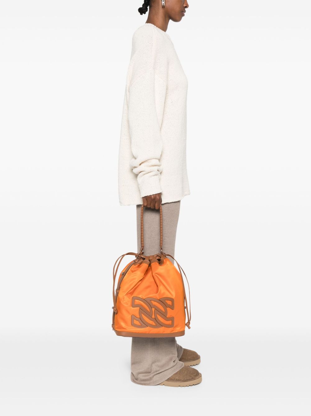 Casadei Voyage bucket bag - Orange