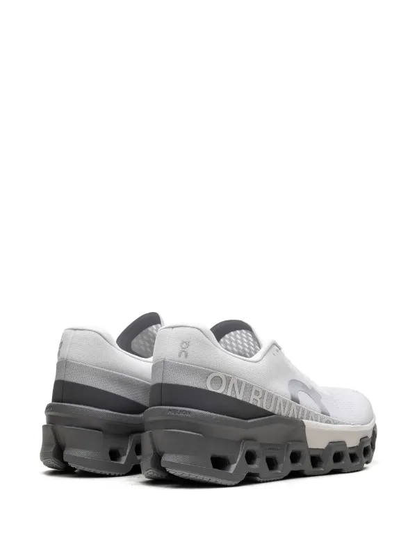 On Running Cloudmonster 2 スニーカー | ホワイト | FARFETCH JP