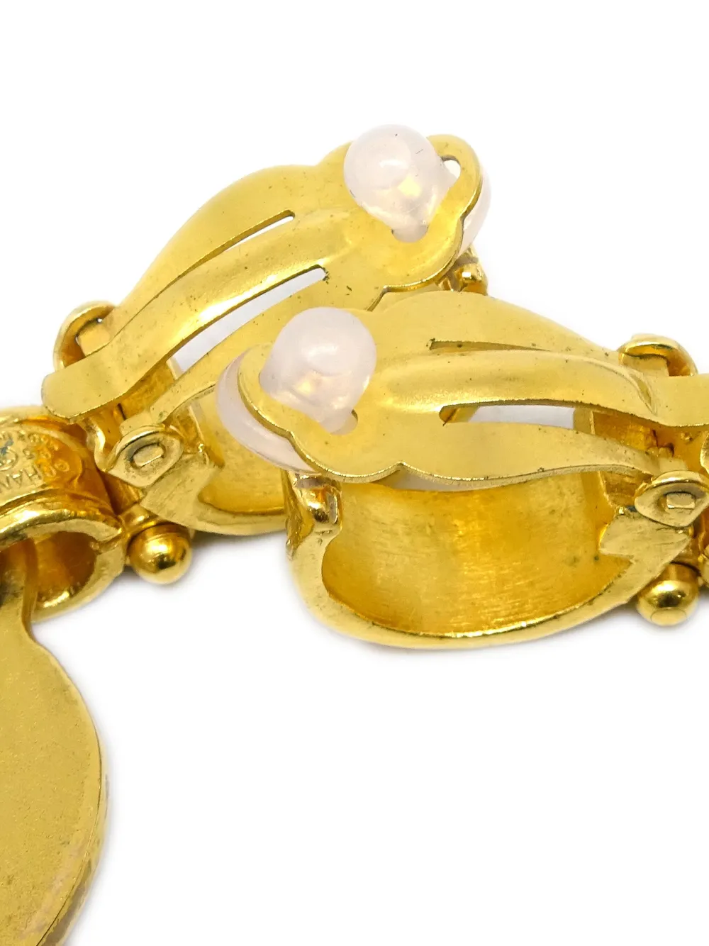 Pre-owned Chanel 1995 Heart Clip-on Drop Earrings In Gold