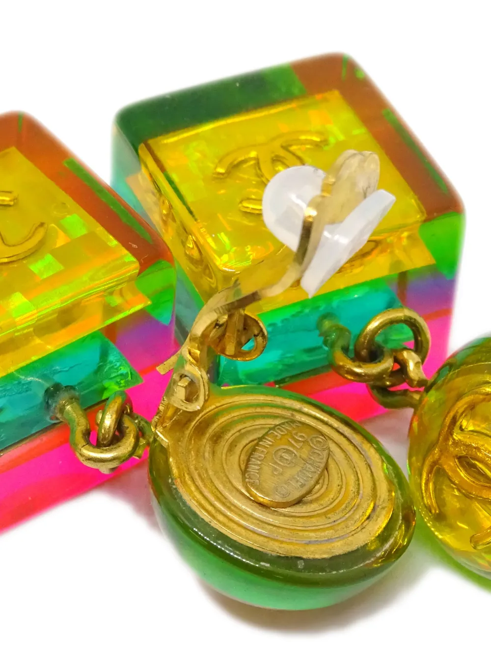 Pre-owned Chanel 1997 Cube Clip-on Earrings In Gold