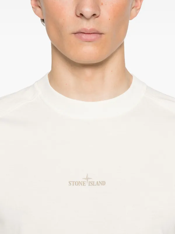Tシャツ・カットソー STONE  Logo Print Slim Fit Short Sleeve T-Shirt Milita 51mhfpEXVCL.jpg