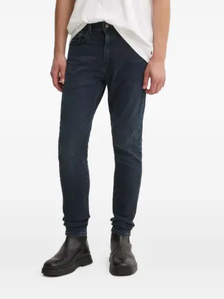 Levi's