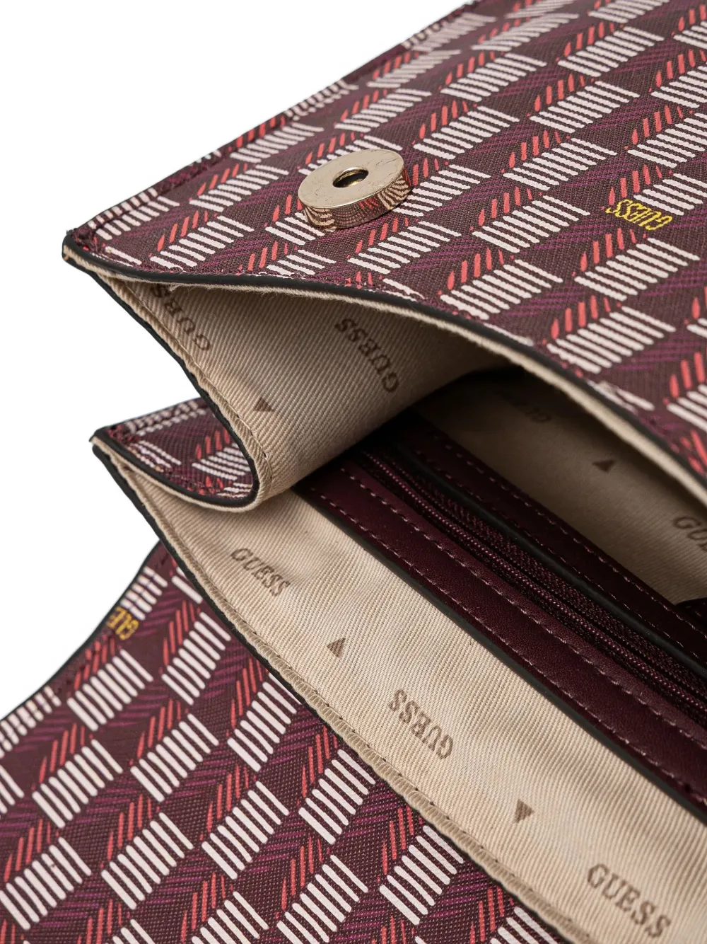 Guess Usa Geometric-motif Tote Bag In Red