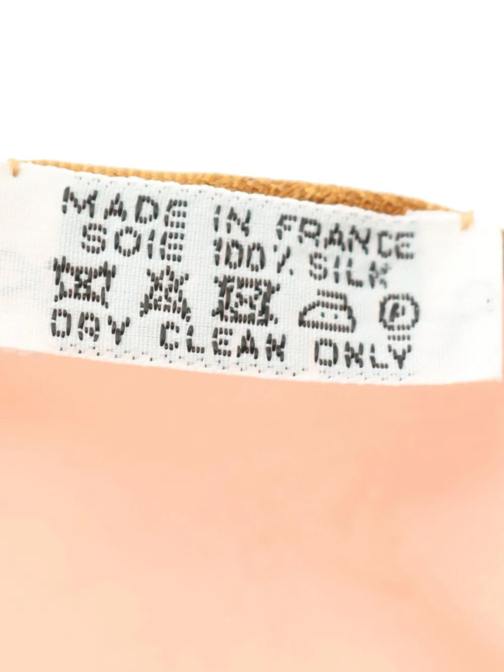 Pre-owned Hermes 2010s Losange Gm Scarf In Pink