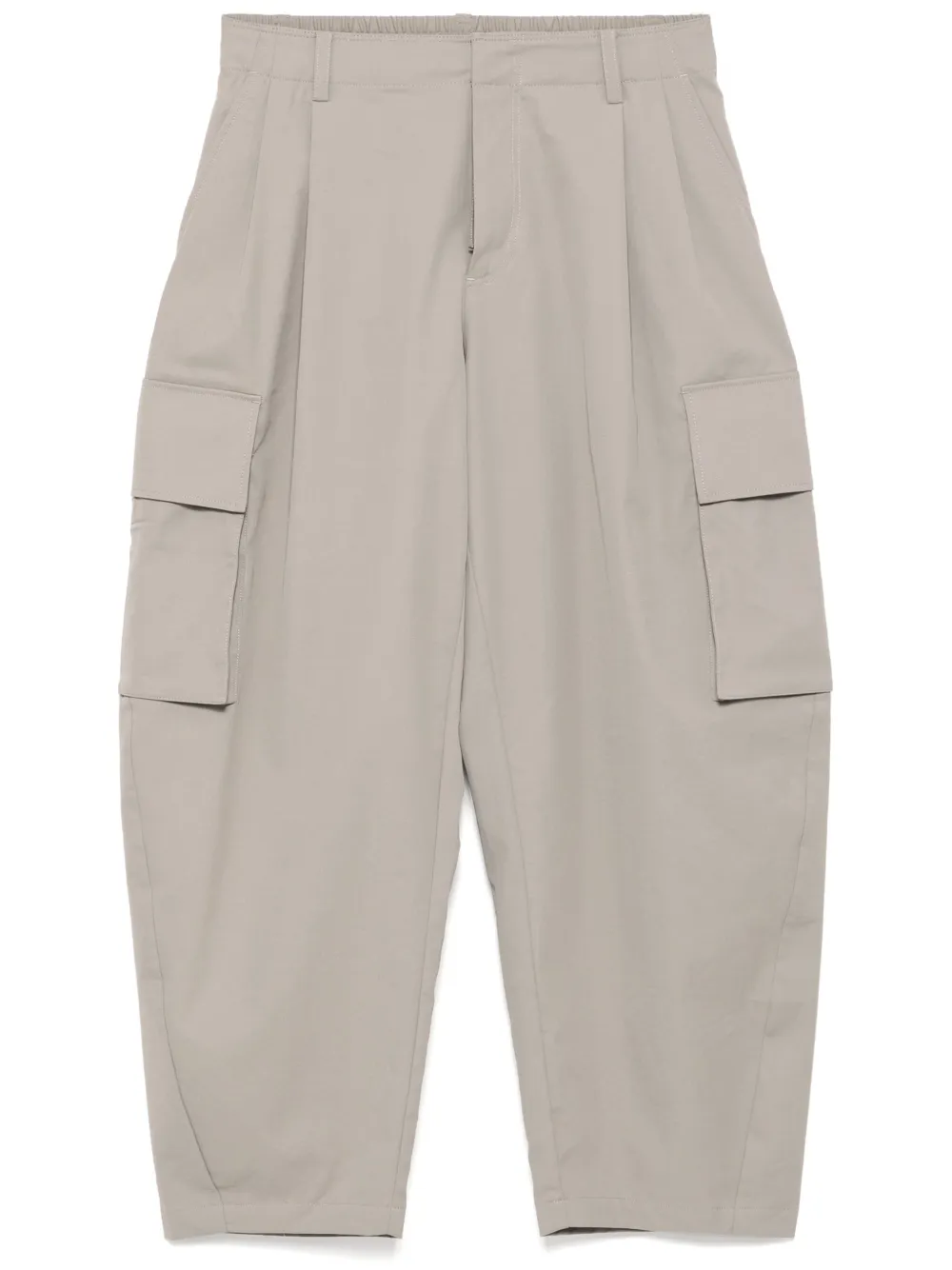 zip-up trousers