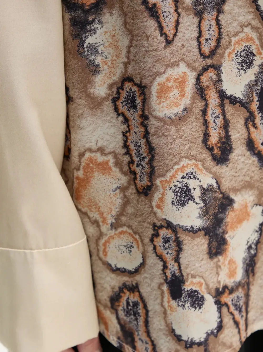 Aeron Abstract-print Shirt In Neutral