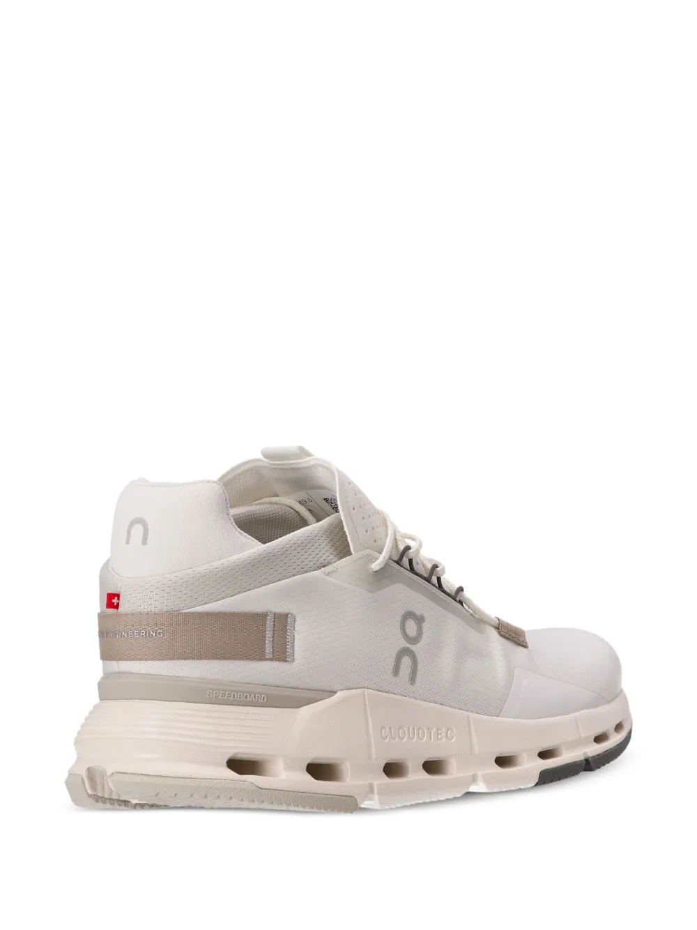 On Running Cloudnova 2 sneakers Beige