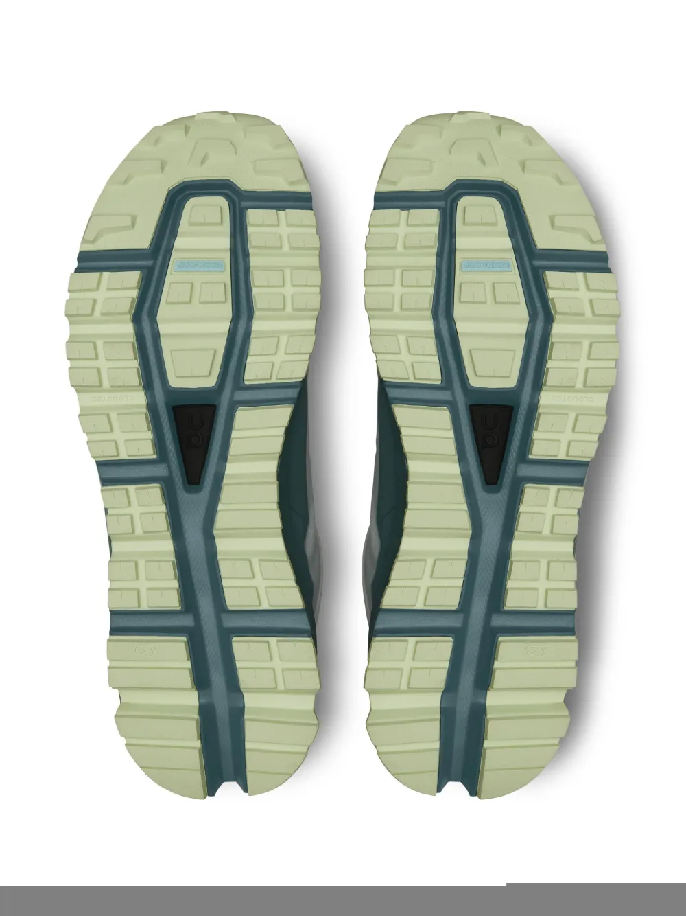 On Running Kids Cloudhero Mid Waterproof Trainers In Grey