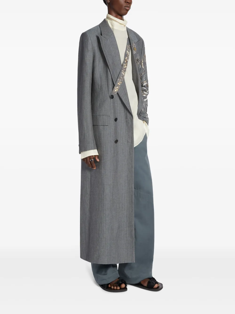 【Dries Van Noten】Embellished coat【関税送料込】 DRIES VAN NOTEN Embellished Coat | Grey | FARFETCH