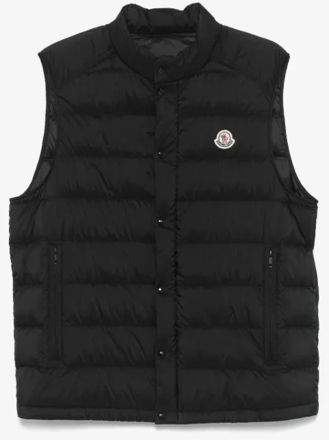 Moncler quilted logo-patch gilet