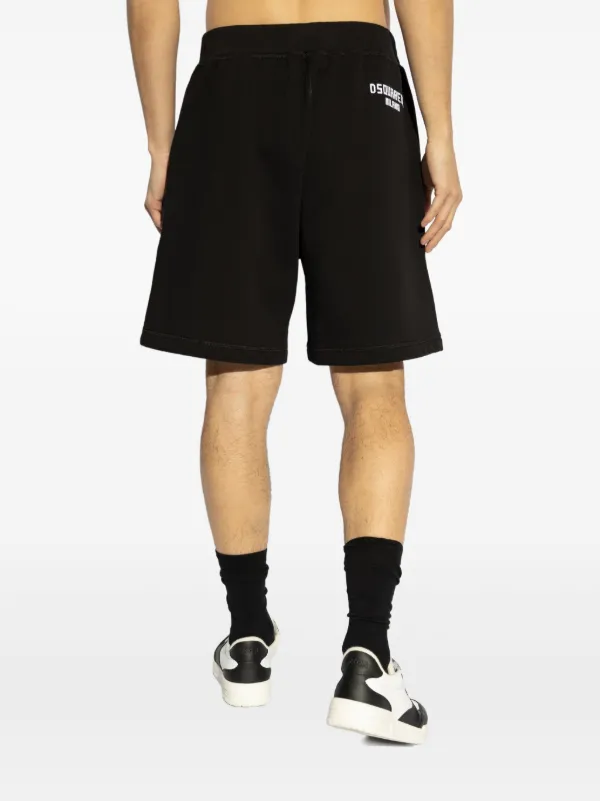 DSQUARED2 ブラック ショートパンツ 7674204956.jpg