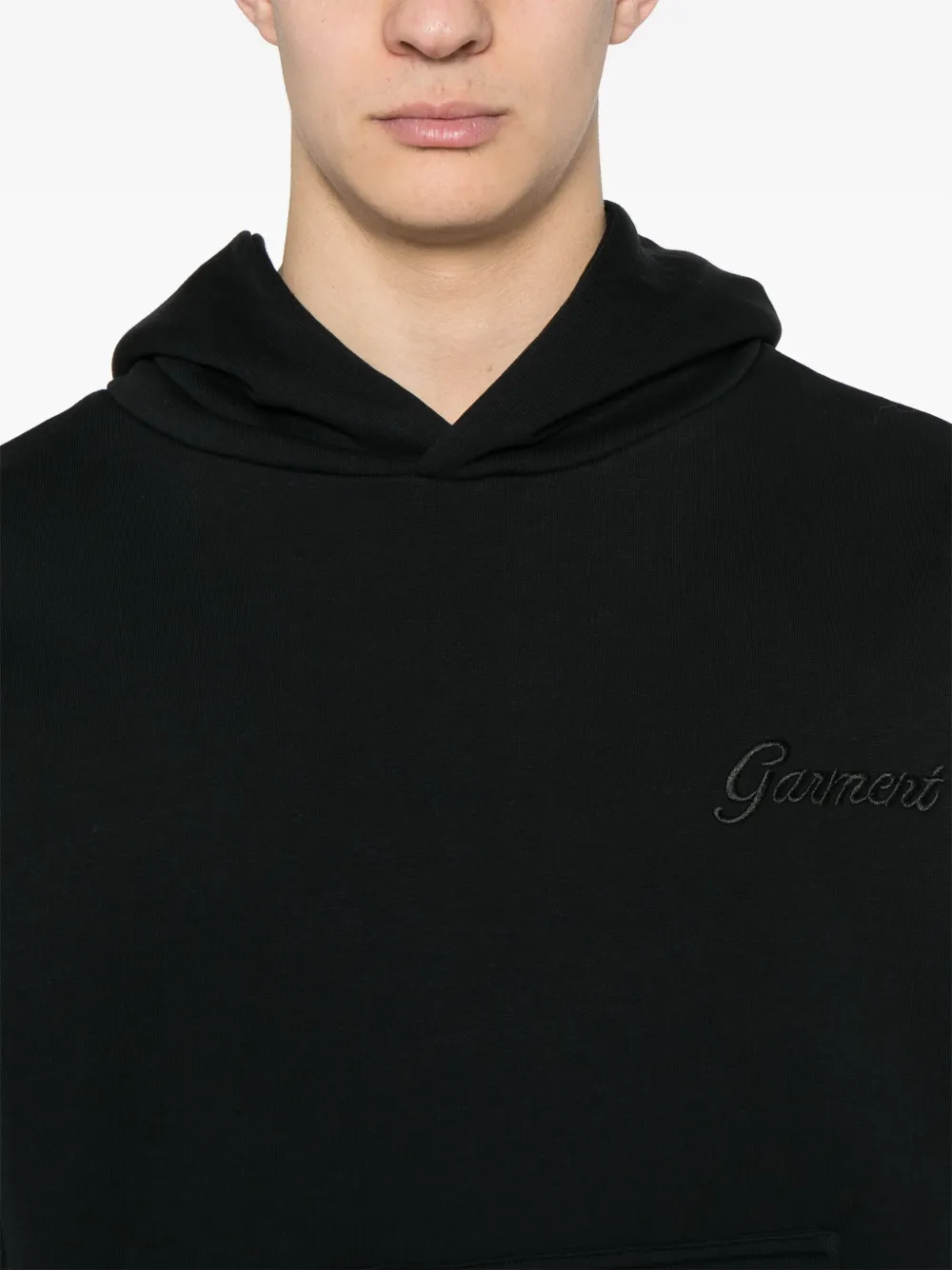 Garment workshop Hoodie met geborduurd logo Zwart