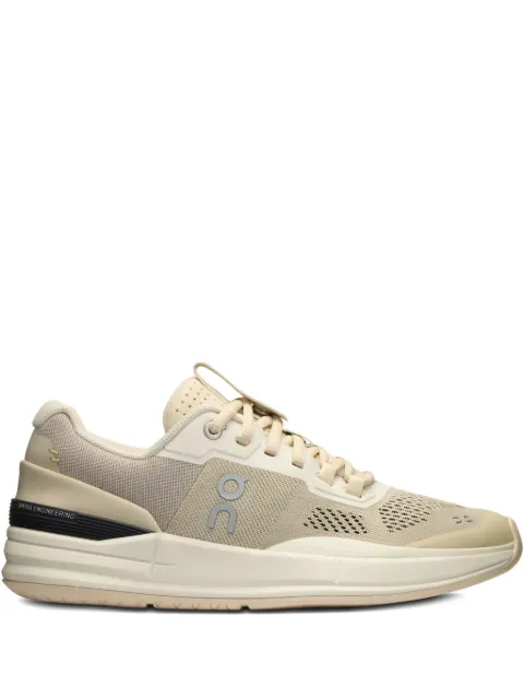 On Running The Roger Pro "Sand/Ivory" sneakers