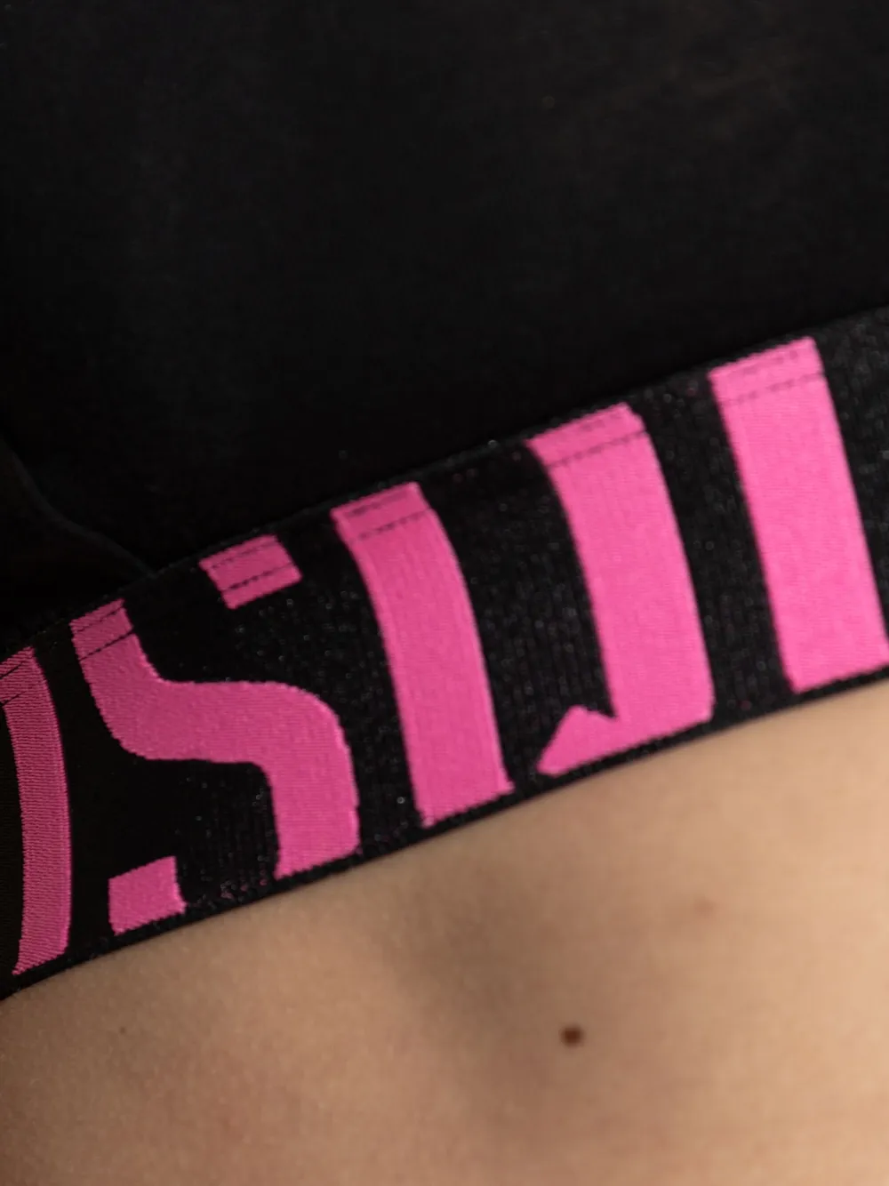 Dsquared2 Logo-detailed Sports Bra In Black