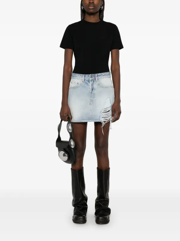VETEMENTS logo-embroidered T-shirt | Black | FARFETCH