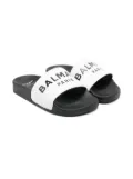 Balmain Kids logo-print flip flops - White