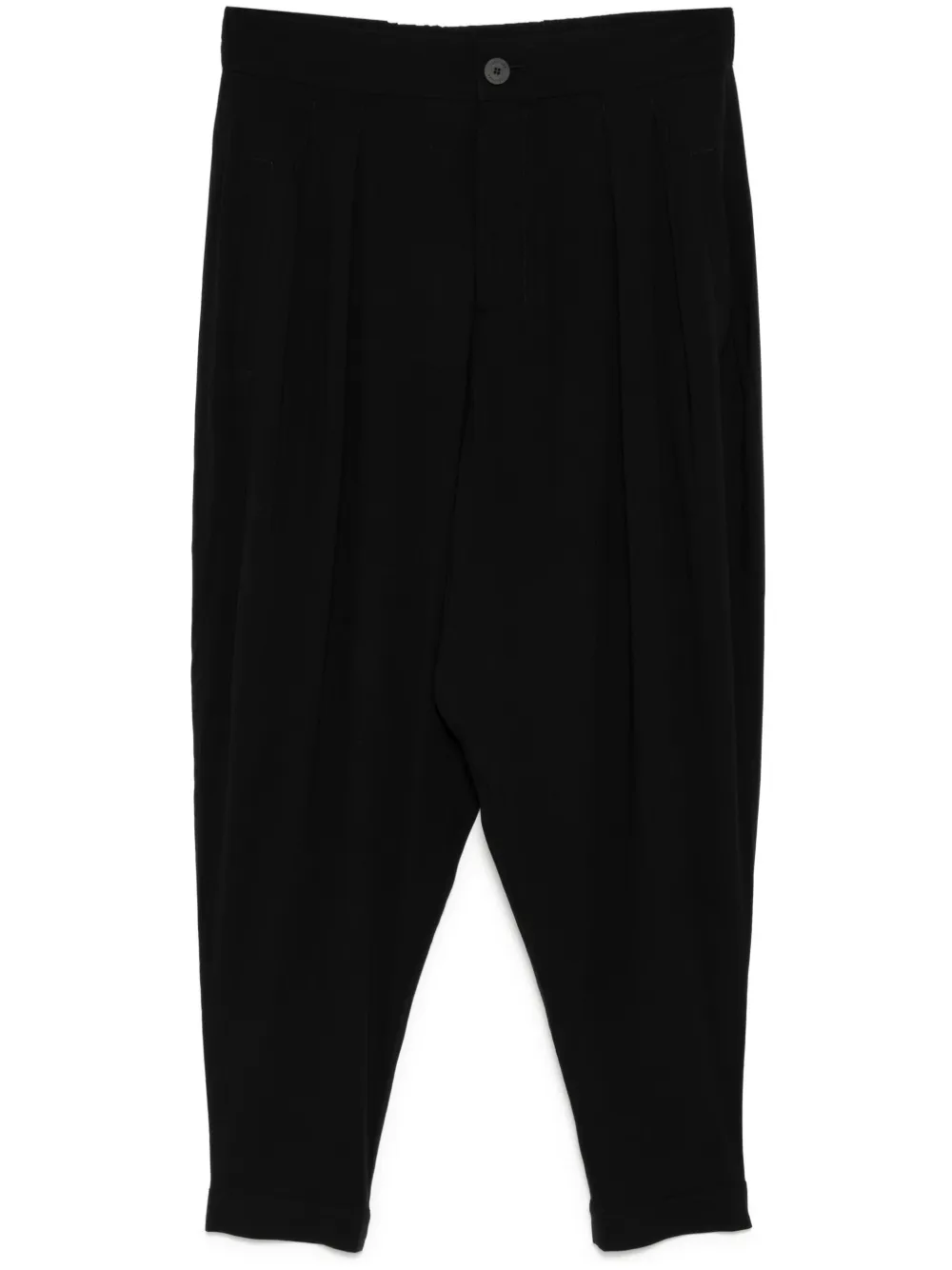 low pockets trousers