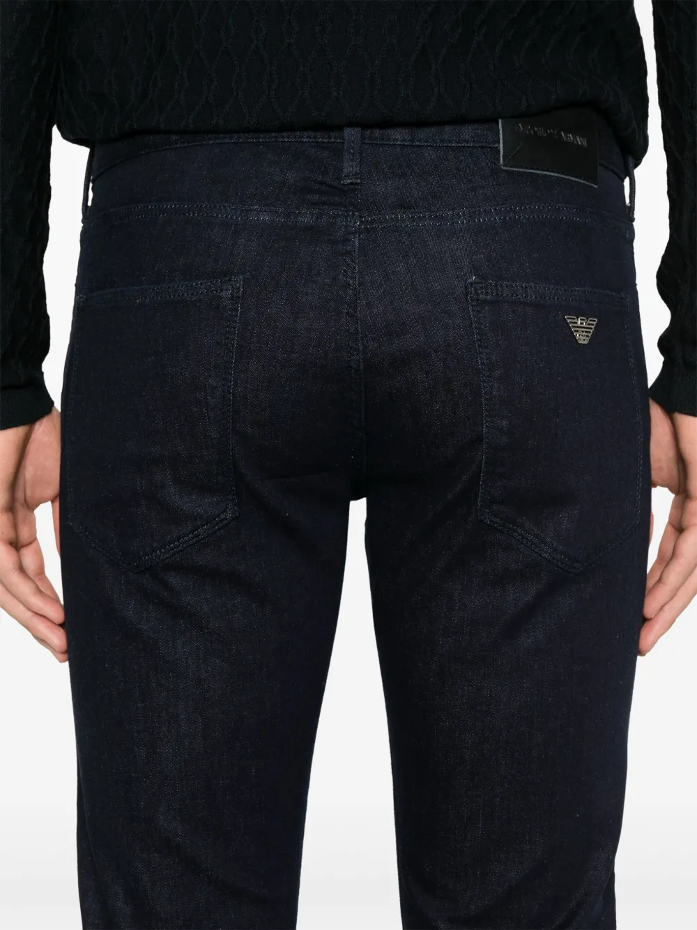 Emporio Armani Slim-fit jeans met logoplakkaat Blauw