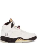 Jordan Air Jordan 5 Retro ""Earth/Metallic Gold/Sail/Muslin"" sneakers - White