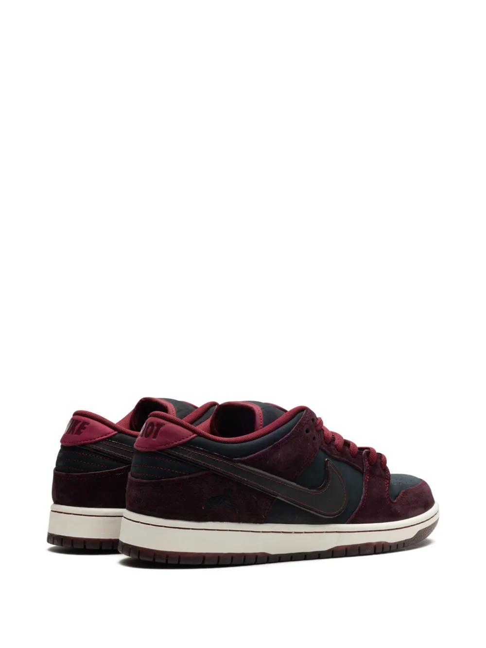 Nike x Riot Skateshop SB Dunk Low "Mahogany Dark Beetroot Team Red Sail Night Maroon" sneakers