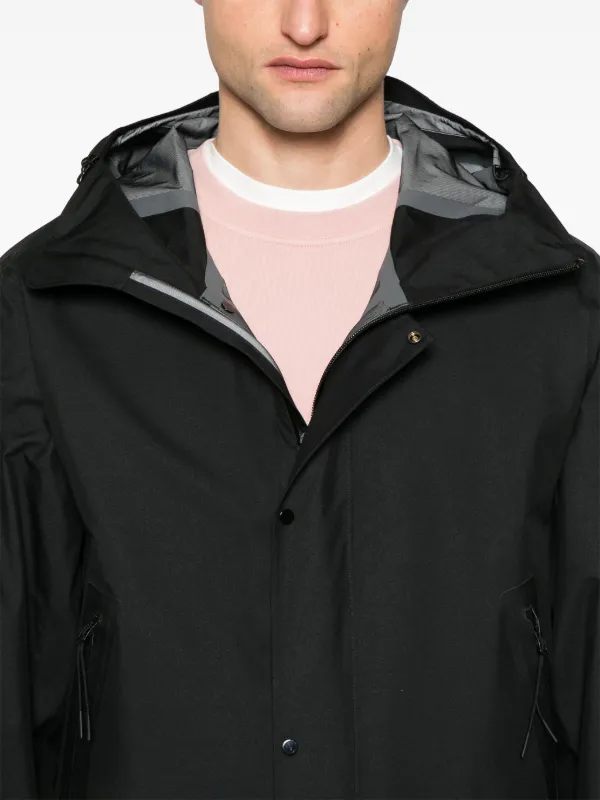 C.P. Company GORE-TEX コート | ブラック | FARFETCH JP
