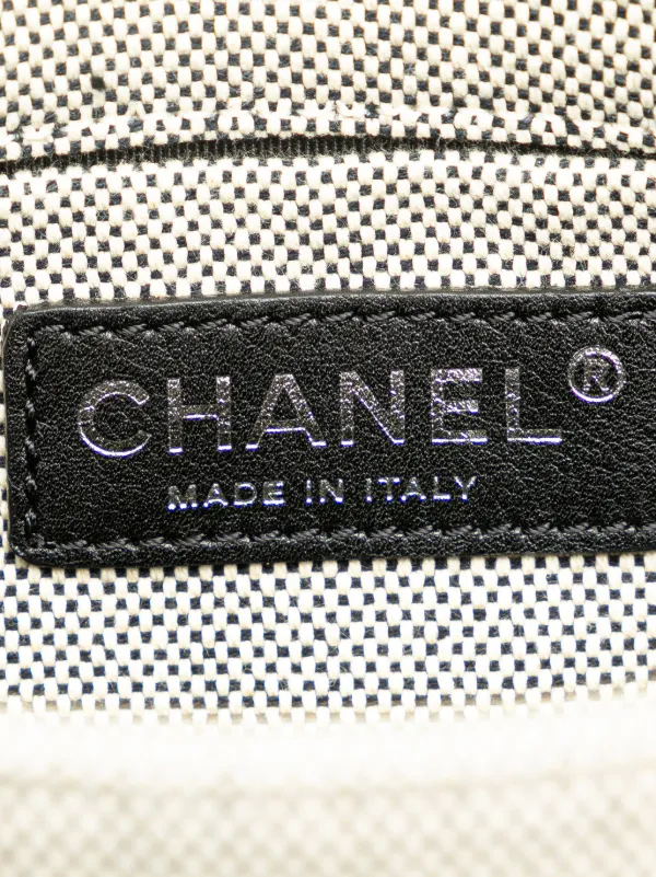 CHANEL Pre-Owned 2005-2006 Canvas Camellia CC No. 5 Shoulder Bag